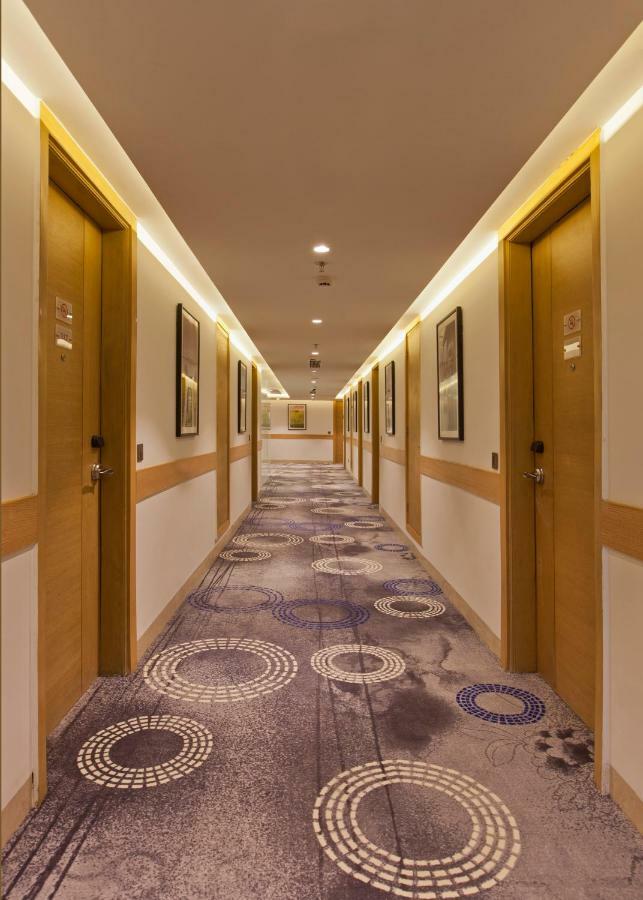 Country Inn Premier Amritsar, 10 Min From Golden Temple Exterior photo